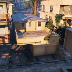 Aubrey Adams Beachside Court 1