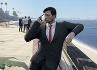 Pred on the phone while scuffed leaning