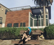 Semlina at the house she owns with Reina