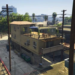 Gheto Kaiba Beachside Court 9