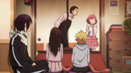 S1E4: Yato watches Daikoku scold Kofuku.