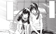 CH46: Hiyori falls asleep against Yato and begins to see his memories.