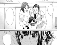 CH4: Hiyori hugs her mom and dad after she wakes up in the hospital.