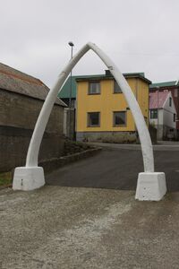 "Brama" do Nólsoy wykonana z kości pochodzących ze szczęki kaszalota