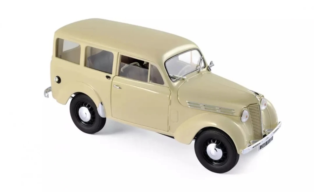 V2.0] Les Petites Renault - Renault Juvaquatre cabriolet 1943