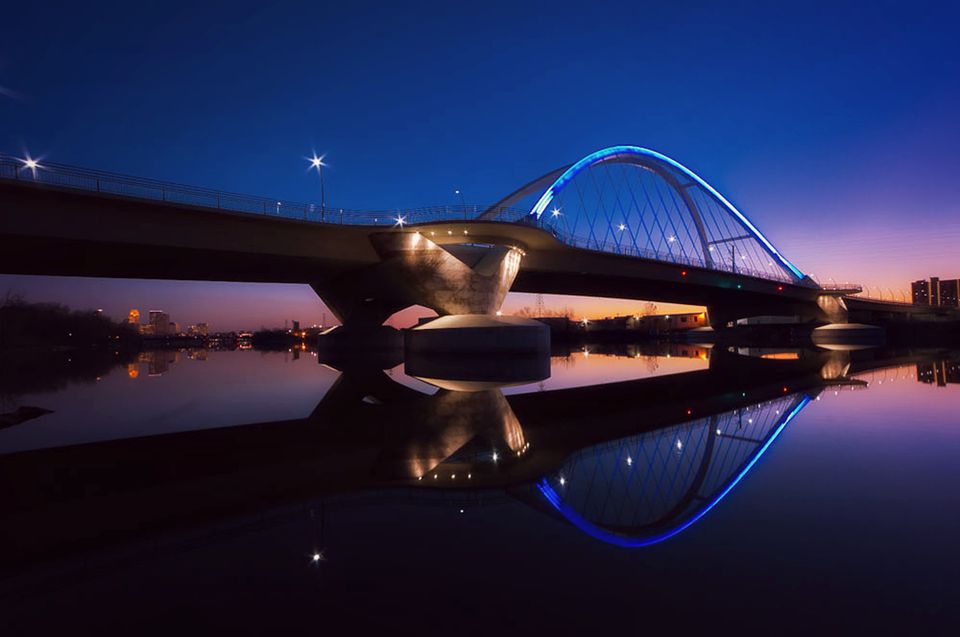 Bridge arts. Красивый пейзаж с мостом. Мост арт. Мост Лонгфелло. Небесный мост арт.