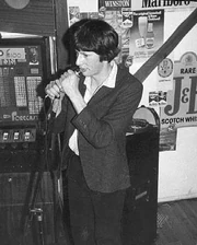 Nigel Tudman of Razor Sharp live at the prestigious '"Bosa ChiosClub and Restaurant"