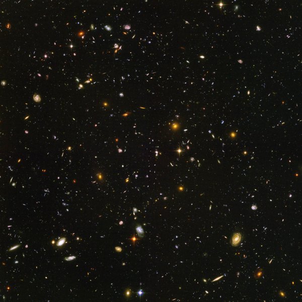 https://static.wikia.nocookie.net/novelas/images/2/28/Hubble_Ultra_Deep_Field.jpg/revision/latest?cb=20060104164344