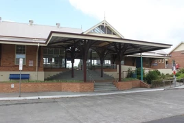 Taree railway station