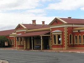 Goulburn railway station