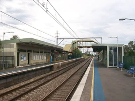 MacquarieFieldsStation