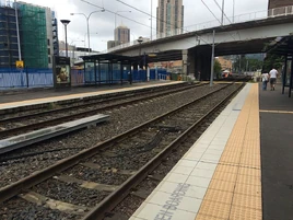 1024px-Exhibition Centre light rail station