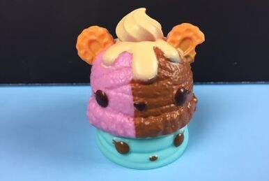 Menchie's Snacks On Num Noms