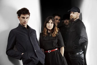 walking on cars members