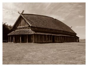 Wikinger-Langhaus.jpg