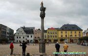 2008-09-13 1181 Bruntal Hauptplatz Mariensaeule.jpg