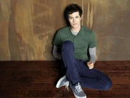 SethCohen-S4-3.jpg (319 KB)