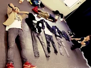 Picking outfits with K'suke