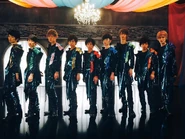 The CD cover of "Chameleon Color"