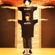 CPqiRPwUcAA5hAc.jpg (82 KB) Zensoku and Ririri as seen in "City Lights" {{nnd|sm27224652}}