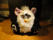 890249725 2 644x461 furby-boneco-preto-e-branco-imagens.jpg (31 KB)