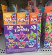 Other side of Series 1 display box. This side displays all 6 different Furblets in series 1