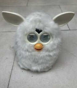 Yeti Furby Official Furby Wiki Fandom