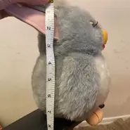 Heres-more-pics-of-the-furby-impostor-lol-v0-uv2rzw4yvnee1.webp (761 KB)