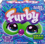 Dutch Aurora Furbealis Hey Furby (note the “Glow in the Dark!” Text is still in English while the rest of the text is Dutch)