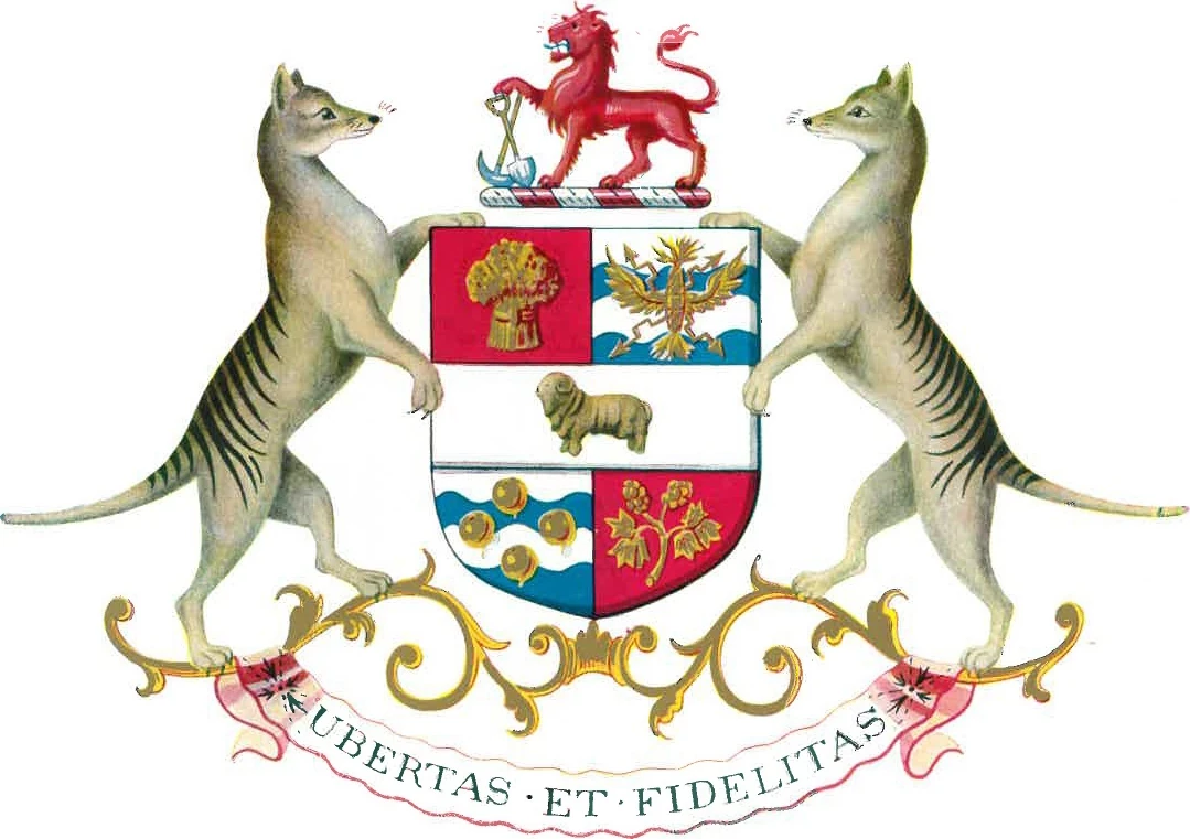 Два животных на гербе. Герб волковых. Гербы с изображением животных. Геральдические символы животные. Геральдический символ лев.