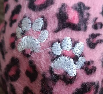 Pink Leopard family 』by Zuberi 60*60cm（Leopard Family