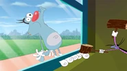 Joey hitting the hammers at Oggy's toes, similar to Tom and Jerry scene from Trap Happy.