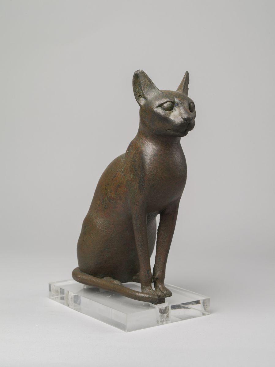статуя кошки в египте