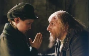 Oliver pray for Fagin in prison