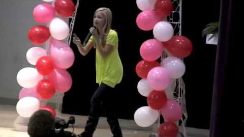 I_Will_Survive_Olivia_Holt_school_talent_show