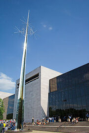 250px-Smithsonian Air and Space Museum