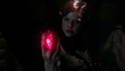 Shot 1x07 Regina Herz