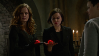 6x17 Zelena Regina caveau Mary Margaret charme du sommeil