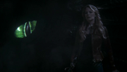 Shot 1x22 Drache Emma