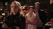 Shot 2x01 Emma Mary David