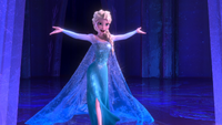 La Reine des Neiges Elsa dans le film d'animation Disney La Reine des Neiges.