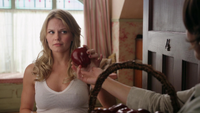 1x02 Emma Swan chambre Granny pomme Regina cadeau