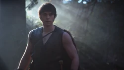 5x13 Hercule forêt enchantée lumière soleil