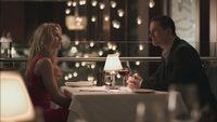 1x01 Emma Swan Ryan Marlow rendez-vous conversation connaissance anniversaire solitaire amis famille restaurant Boston