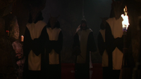 D1x07 satanistes Golden Crove rituel Amy Hughes passage.png