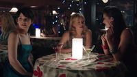 1x12 Rabbit Hole soirée filles Ashley Boyd Ruby Mary Margaret Blanchard regard ailleurs