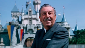 Walt Disney château Disneyland Resort Park Magic Kingdom.png (1,33 Mio) Walt Disney, Auteur jusqu'à sa mort, le 15 décembre 1966.