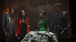 Le groupe découvre Excalibur