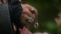  Killian donne sa bague à Emma
