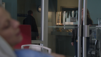 1x19 Emma Swan porte R2-42 Kathryn Nolan hôpital de Storybrooke